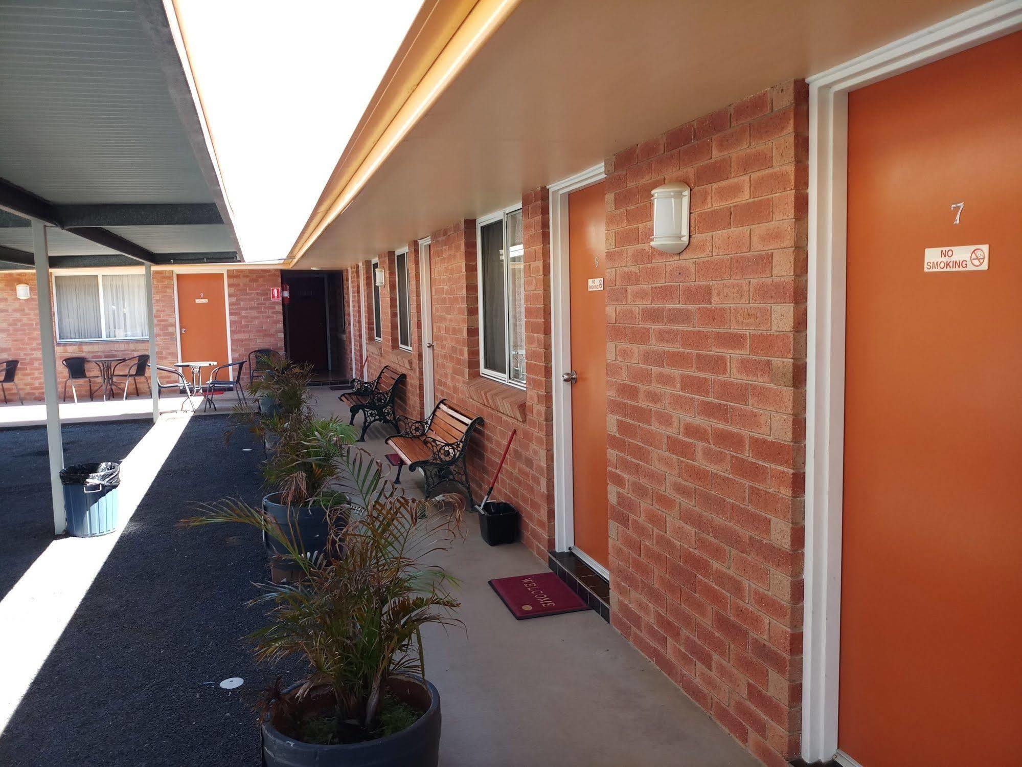 Alfa Motel Gilgandra Exterior photo